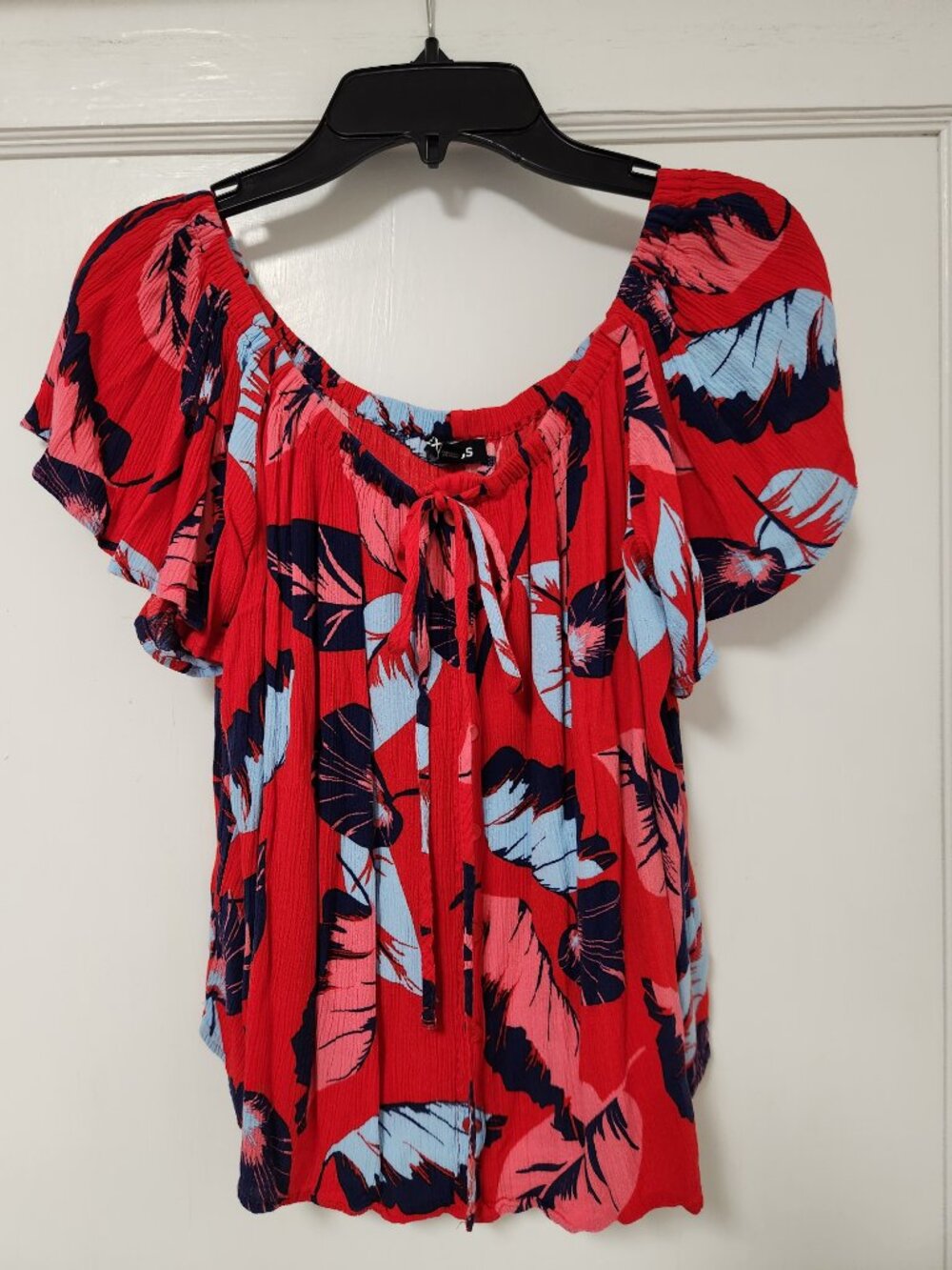 Express Floral Off Shoulder Flutter Sleeve Blouse Red Size S